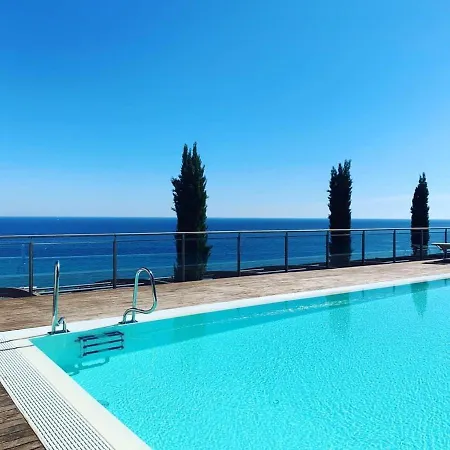 Ampio Bilocale Deluxe Con Piscina E Box - Poggio Fiorito Alassio