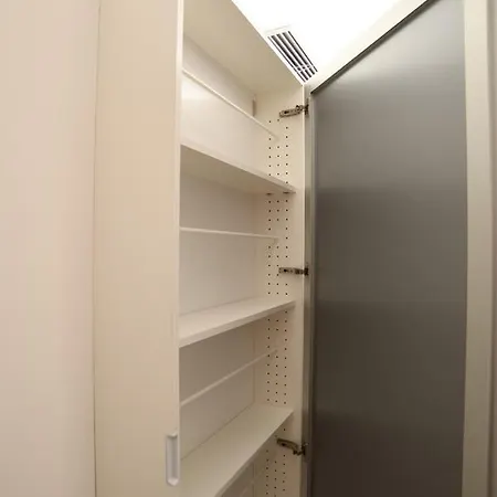 Ampio Bilocale Deluxe Con Piscina E Box - Poggio Fiorito * Alassio