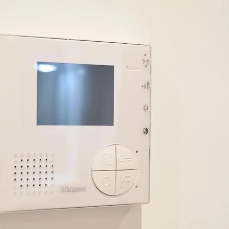Ampio Bilocale Deluxe Con Piscina E Box - Poggio Fiorito Alassio